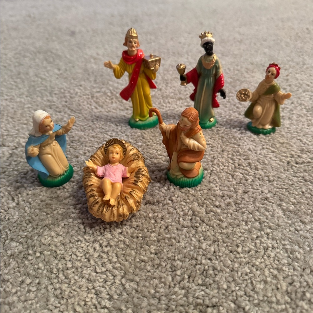 Vintage Plastic Nativity Figures Made in Hong Kong